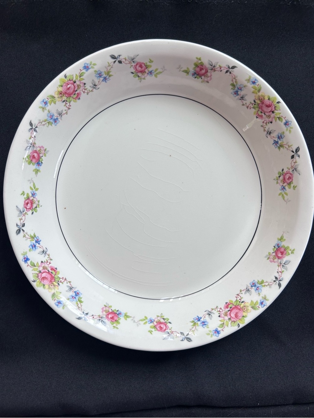 Cronin Aristocrat Pie Plate Pink
Roses Flowers Floral
